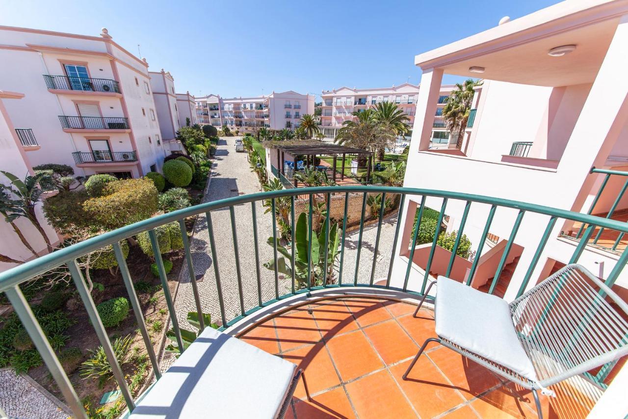 B73 - Luz Sun Apartment