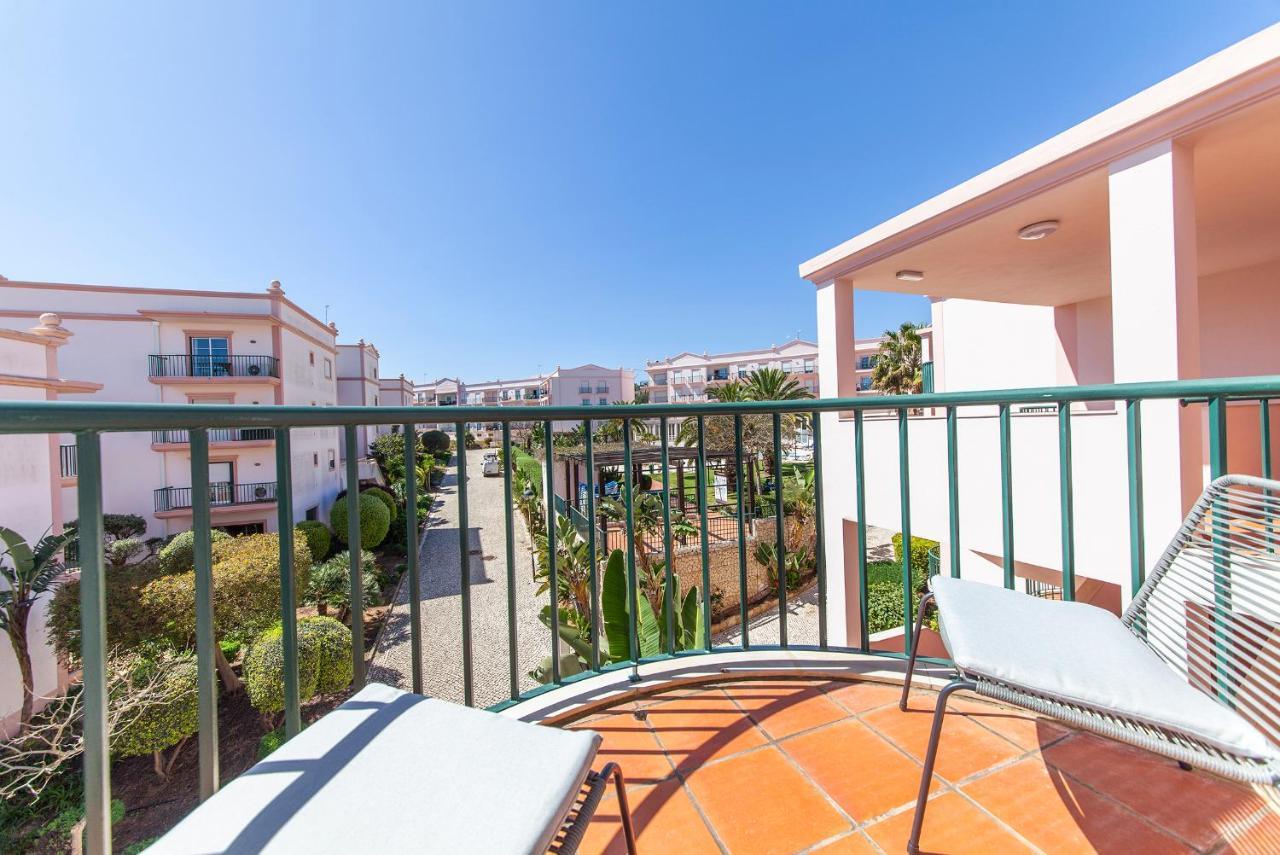 Apartment B73 - Luz Sun *